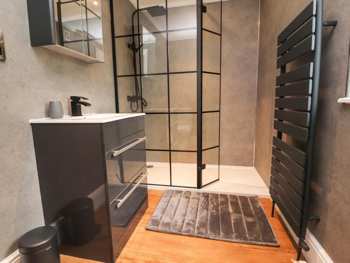 Henry Haven Villa Preston  Bagian luar foto